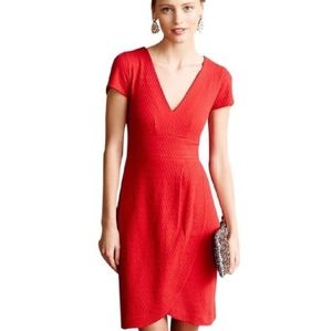 EUC Holiday Maeve Anthropologie Red Split Shade Tulip Hem sheath dress v-neck